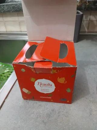 Tazza Natale con Infusiera. Nuova