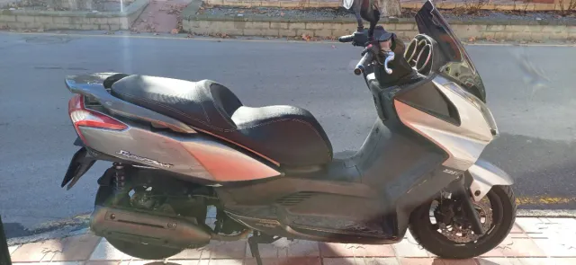 Kymco Superdink 125cc Maxiscooter