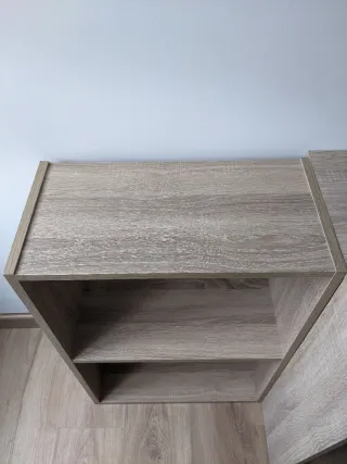 Estantería de madera