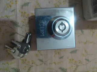 Cerradura puerta cristal CBM nueva