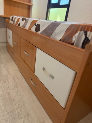 Dormitorio juvenil completo con colchón