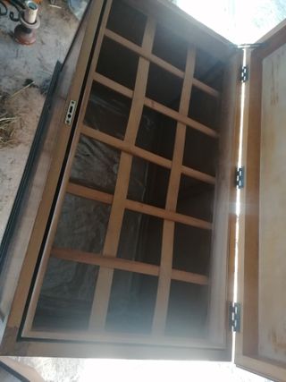 Arcón de madera antiguo