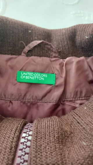 Cazadora Benetton acolchada morada