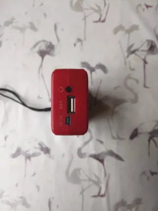 Mini radio portátil Altavoz inalámbrico