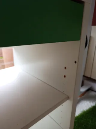 Escritorio IKEA MICKE - Blanco y Verde