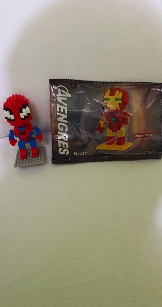 Muñeco Spiderman Marvel tipo Lego 3D