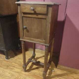 Antigua mesita auxiliar de madera mesa