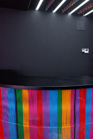 Recepción Mostrador Curvo Hierro Negro Pack