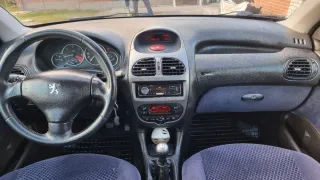 Peugeot 206 2004