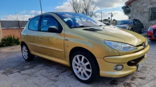 Peugeot 206 2004