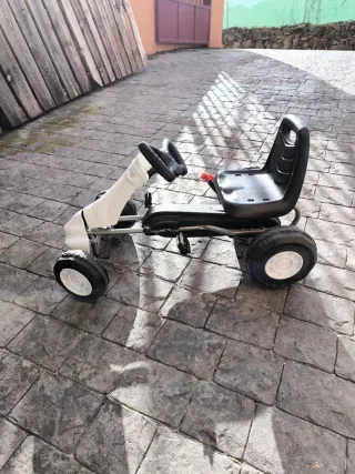 Kart a pedales infantil