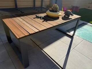 Sofá de jardín y mesa auxiliar aluminio/teca