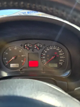 Volkswagen Golf 2000