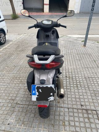Aprilia Sportcity 200cc Scooter