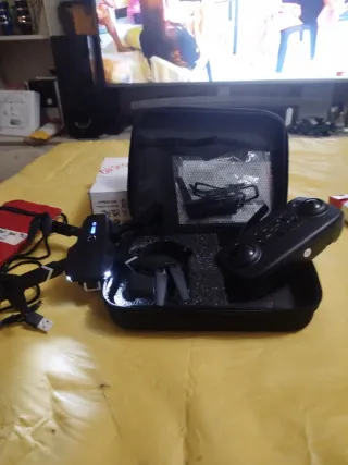 Dron barato en su caja sin usar!!Escucho ofertas¡¡