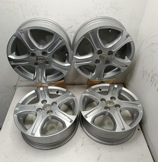 Juego Llantas R15 originales Toyota Yaris 4x100
