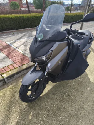 Yamaha XMAX 250 ABS
