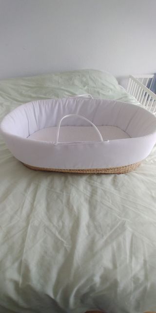 Minicuna/Moisés con soporte y ruedas
