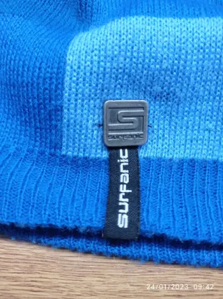 Set di accessori per bambini: cappelli, sciarpe e cinture