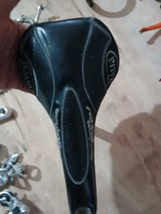 Sella e canotto bici Italia