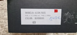 Zapatos de novio granates