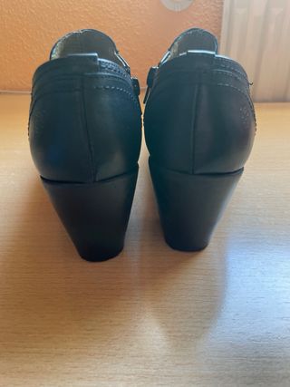 Botines Yokono Negros Piel Talla 37