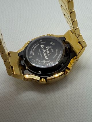 Reloj Casio G-Shock Dorado y Negro