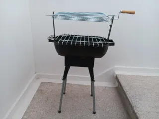 Barbacoa de hierro fundido sin estrenar