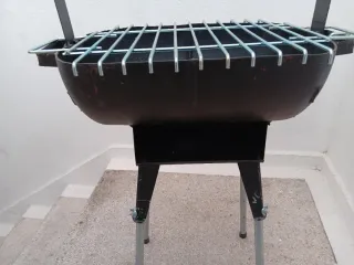 Barbacoa de hierro fundido sin estrenar