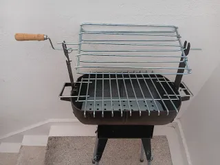 Barbacoa de hierro fundido sin estrenar