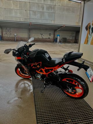 KTM RC 125 2022
