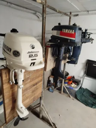 Motores fueraborda Johnson y Yamaha