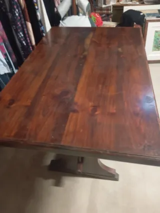 Tavolo in legno massello