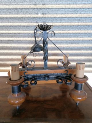 Lámpara de techo antigua