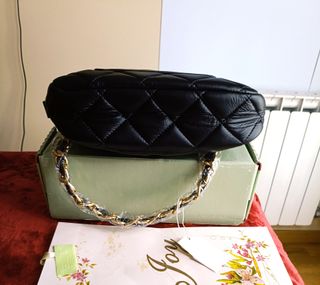 Bolso negro y dorado elegante nuevo 30x20x8