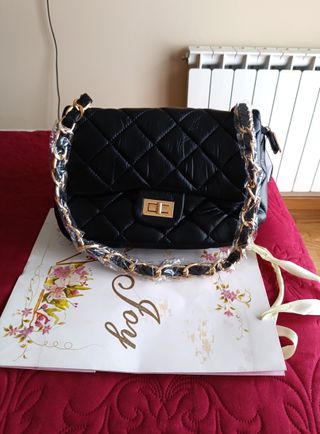 Bolso negro y dorado elegante nuevo 30x20x8