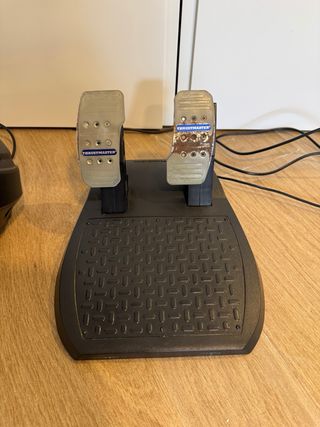 Volante Ferrari T300 Alcantara Thrustmaster