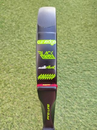 Pala Padel Bullpadel K3 PRO con funda