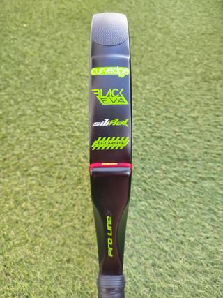 Pala Padel Bullpadel K3 PRO con funda