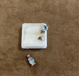 Conjunto Plata Ley 925: Pendientes y Colgante Azul