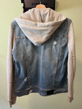 Chaqueta Vaquera Hollister con Capucha Talla XS