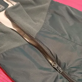 Peto de esquí infantil Decathlon + manoplas