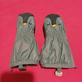 Peto de esquí infantil Decathlon + manoplas