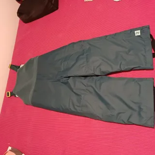 Peto de esquí infantil Decathlon + manoplas