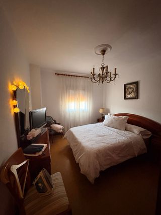 Piso exterior con balcón en Andoain. Luminoso