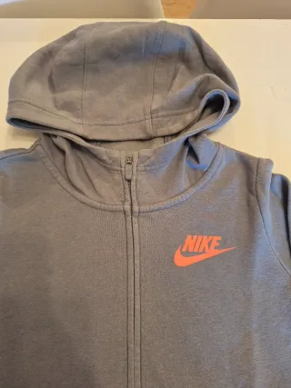 Sudadera Nike Gris Azulado Talla 13-15