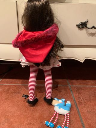 Muñeca Nancy Caperucita Roja