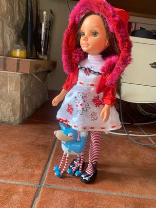 Muñeca Nancy Caperucita Roja