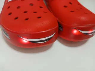 Crocs Rayo McQueen con luces Talla 41-42