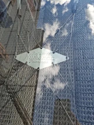 Mesa comedor cristal y metal